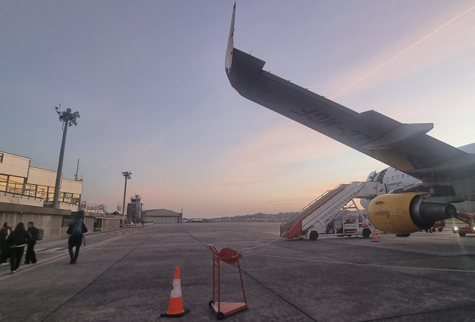 Un portaaviones en el Bidasoa