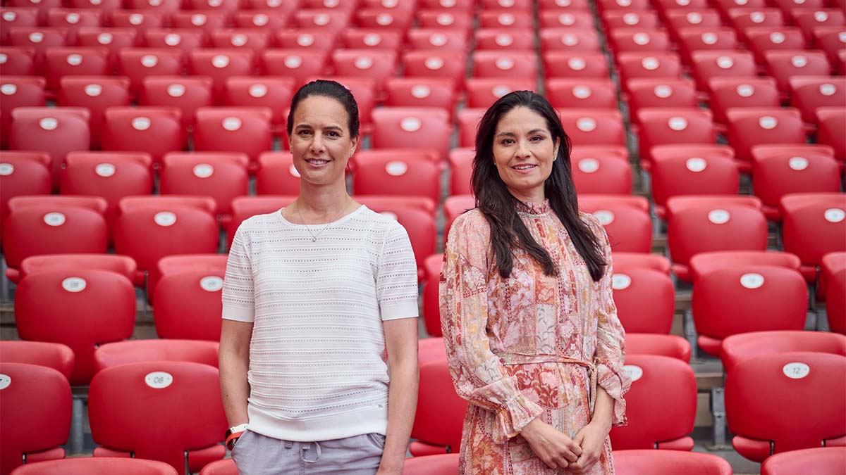Esmeralda Negron y Hannah Brown - DAZN