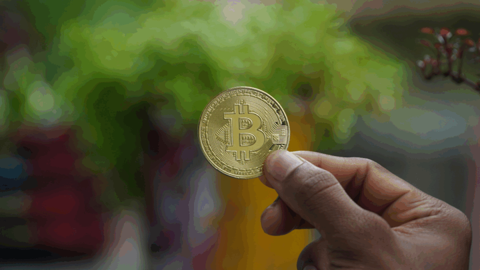 El récord cripto: más inversores en bitcoin que en oro por primera vez en EE.UU.